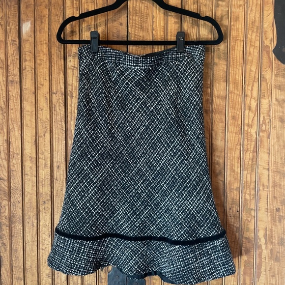 Gap Wool Blend Tweed Flared Skirt with Velvet Trim and Lined - Size 4 - Picture 6 of 10